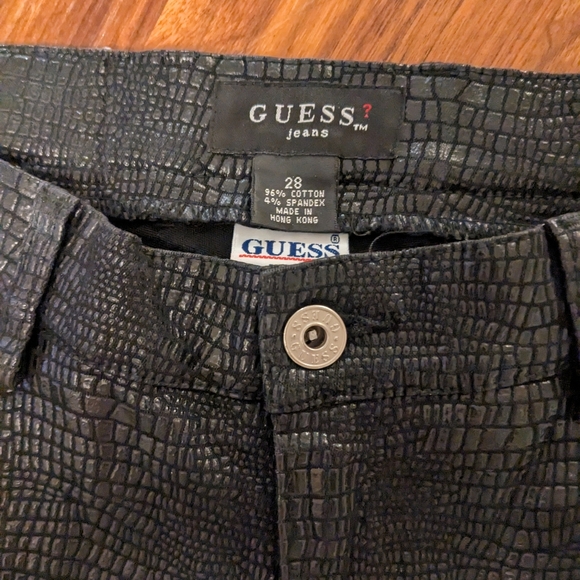Black Guess snakeskin jeans size 28 - Picture 2 of 10